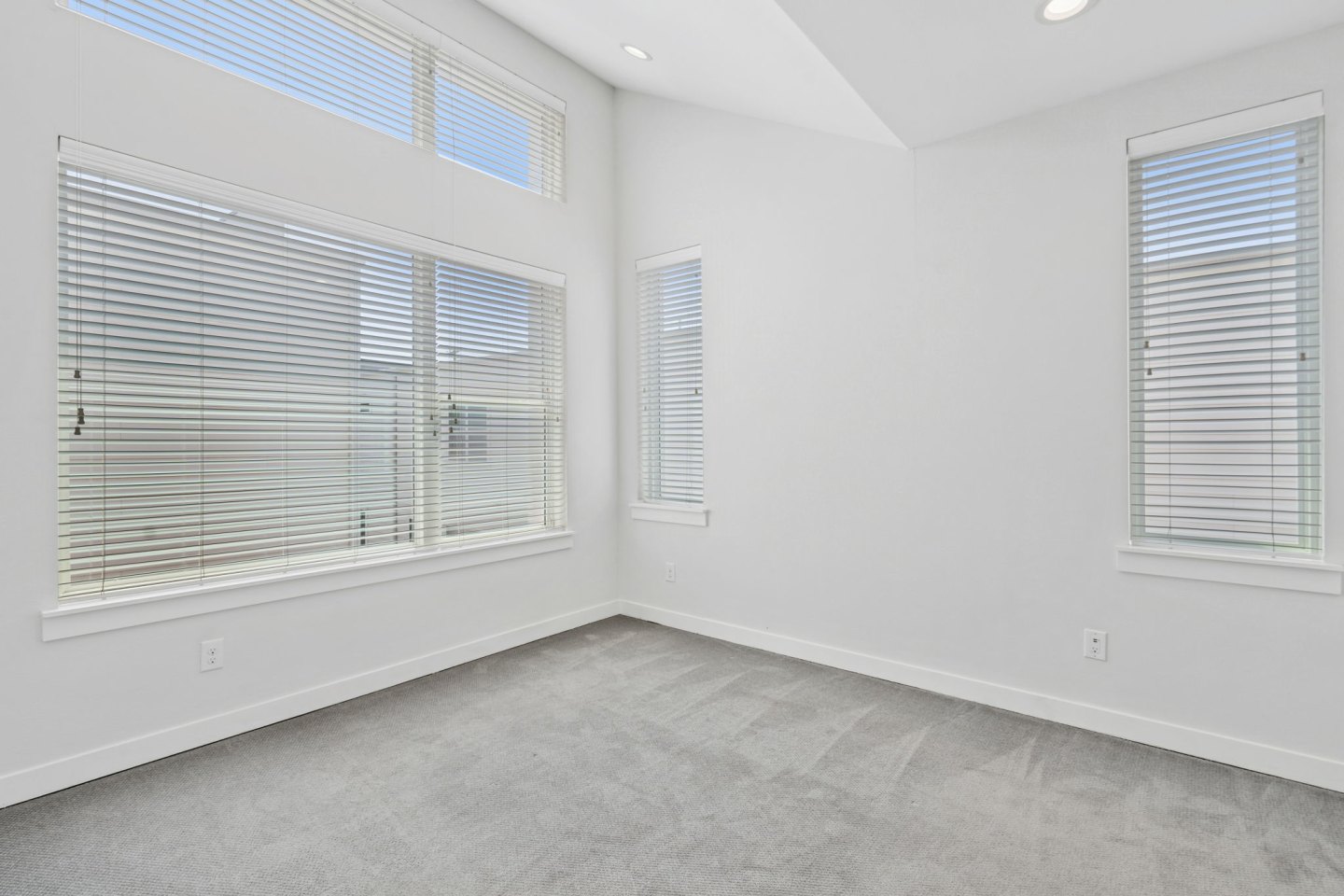Elysian Heights Image 20