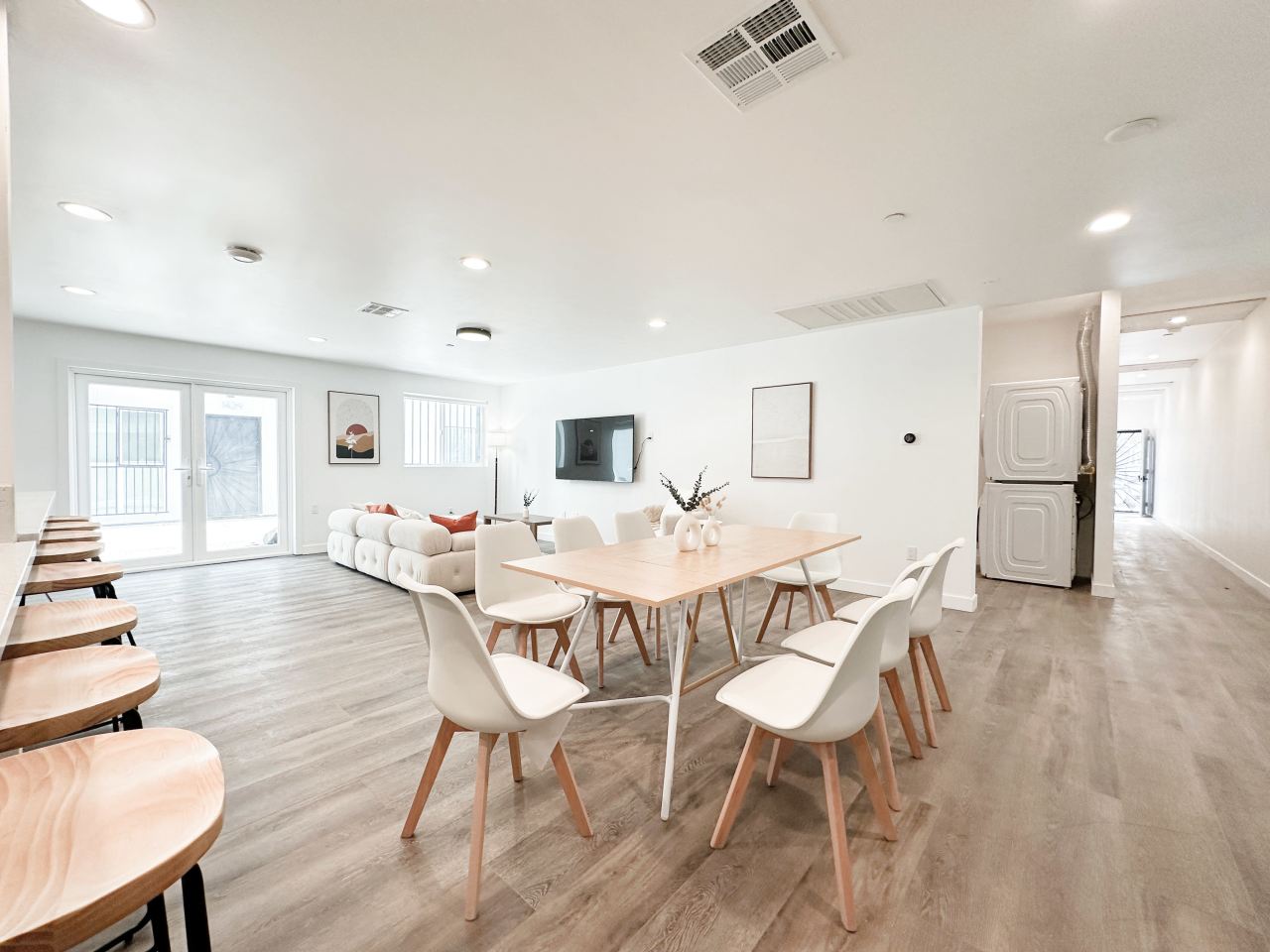 1443 West 37th Drive Image 10