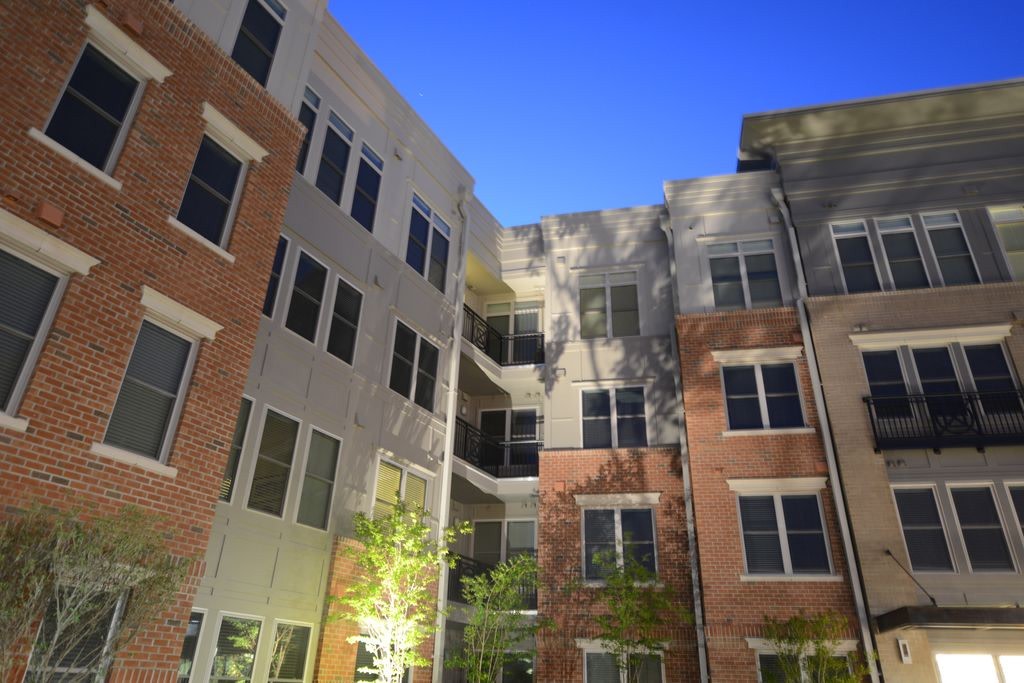 Gables Centerpointe Image 13