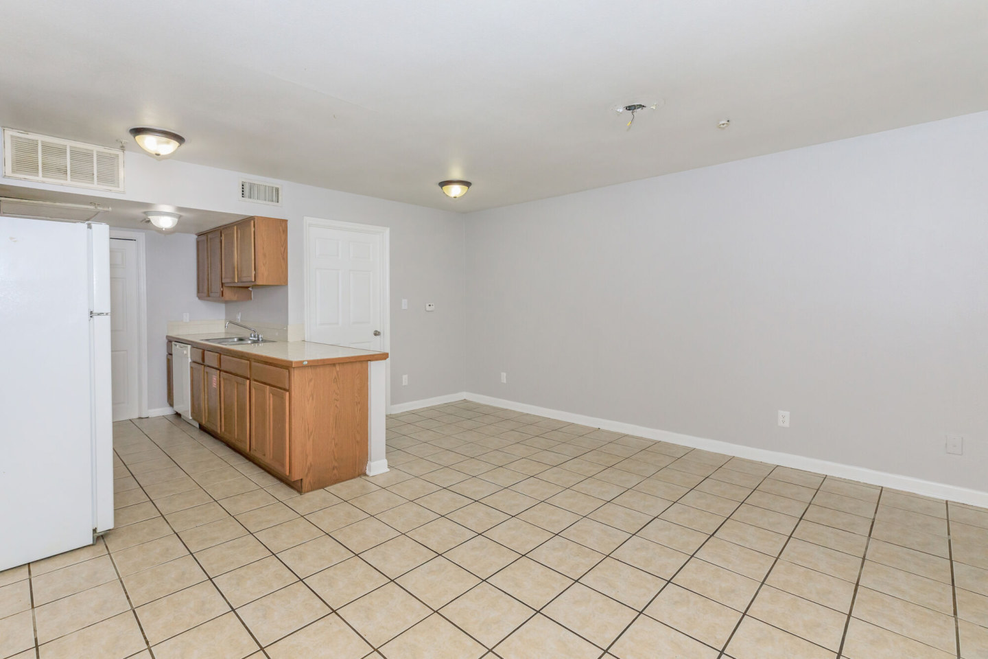Alameda Apartments Image 11