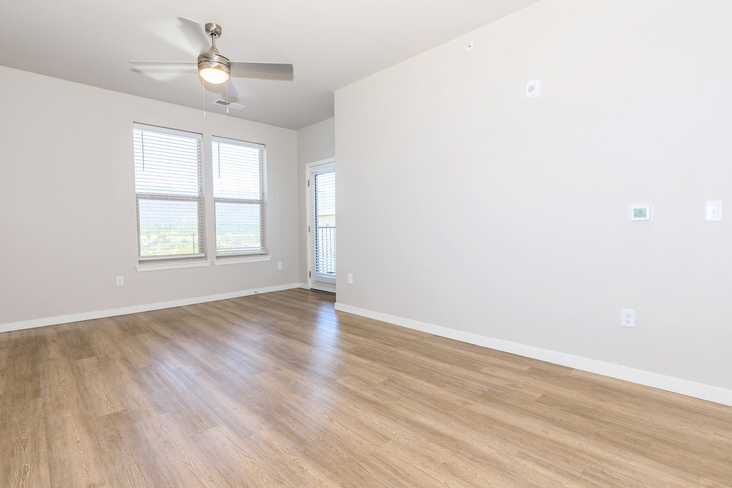 Polaris Peak Apartments Image 1