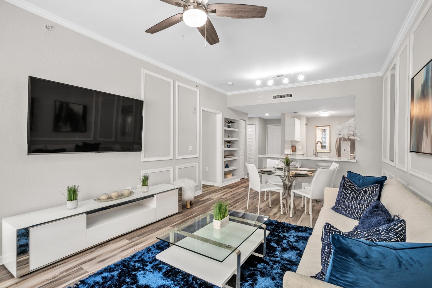 10X Mizner Park Image 31