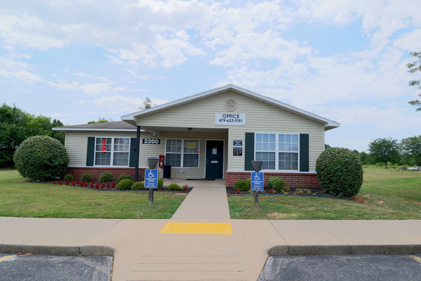 SouthWind Place Apartments Image 36