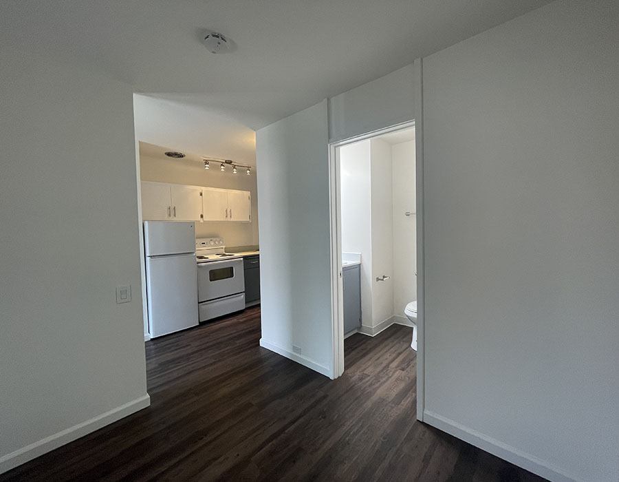 225 Clifton Image 6