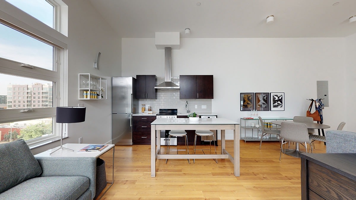 Studio 135 Image 26