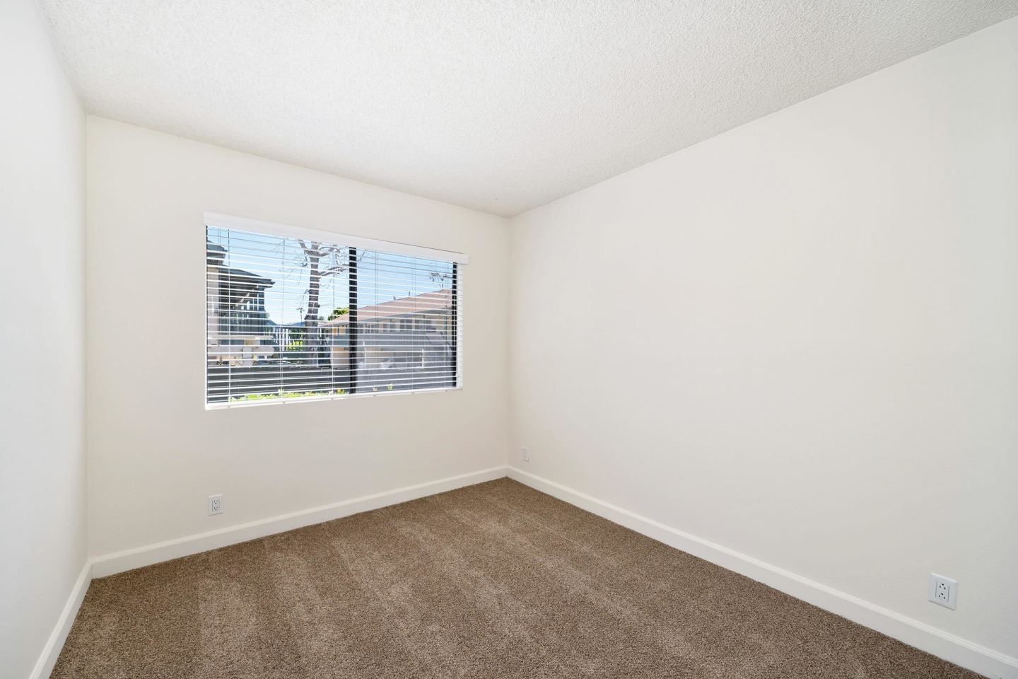Elan Spanish Landing Carlsbad Image 16