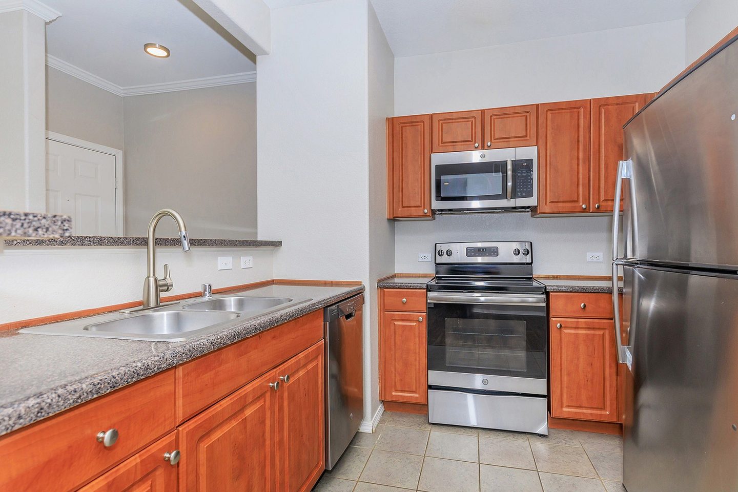 Creekside At Palmer Park Apartments Image 13