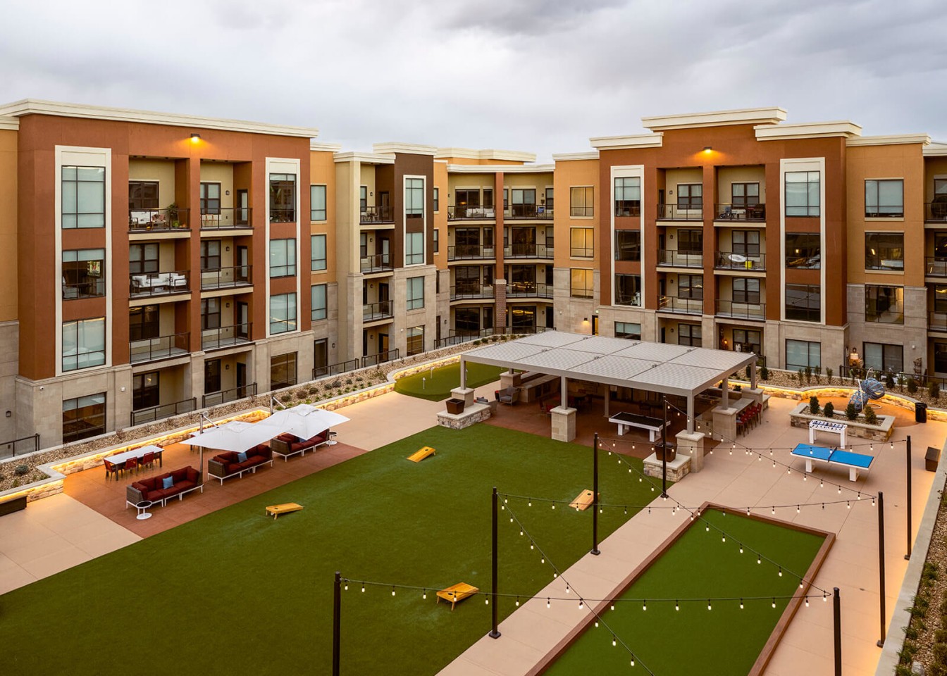 Residences at Galleria Image 23