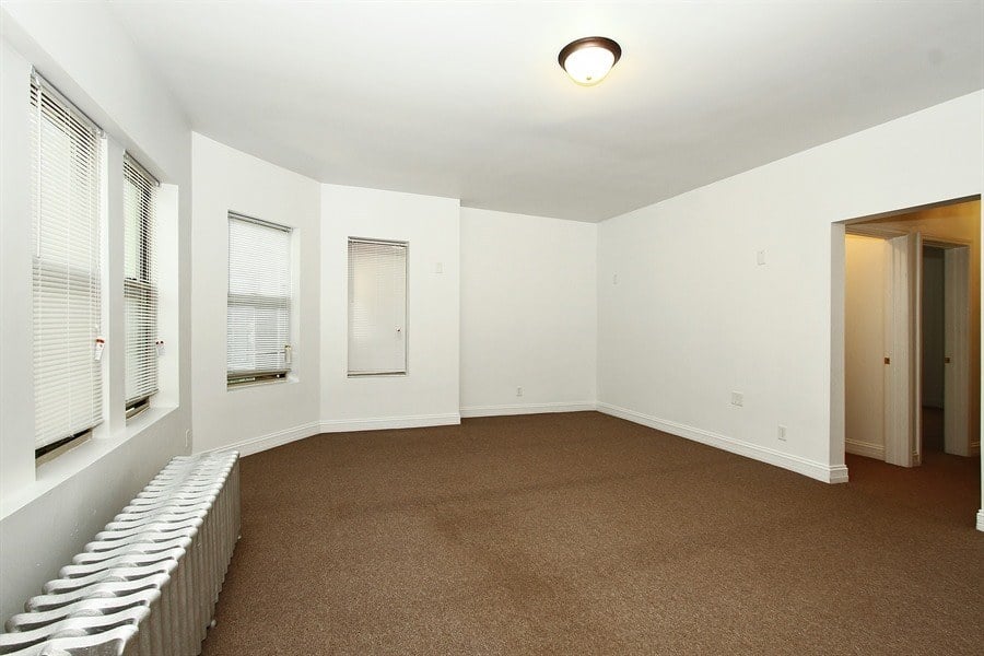 7800 S Michigan Ave Image 7