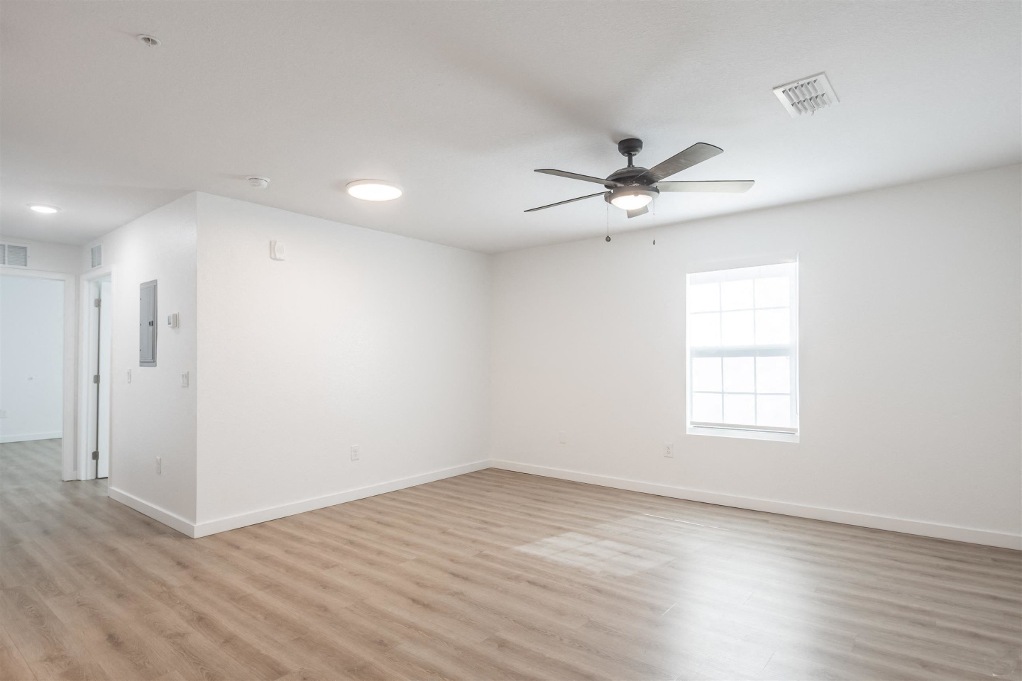 Summer Lake Villas Image 23