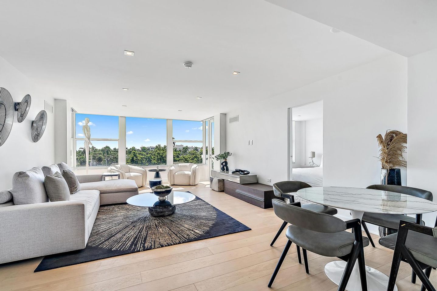 333 Sunset Ave. Image 2