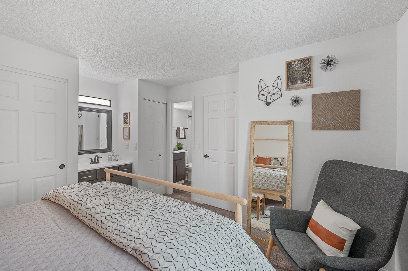 Timber Glen Apts Image 13