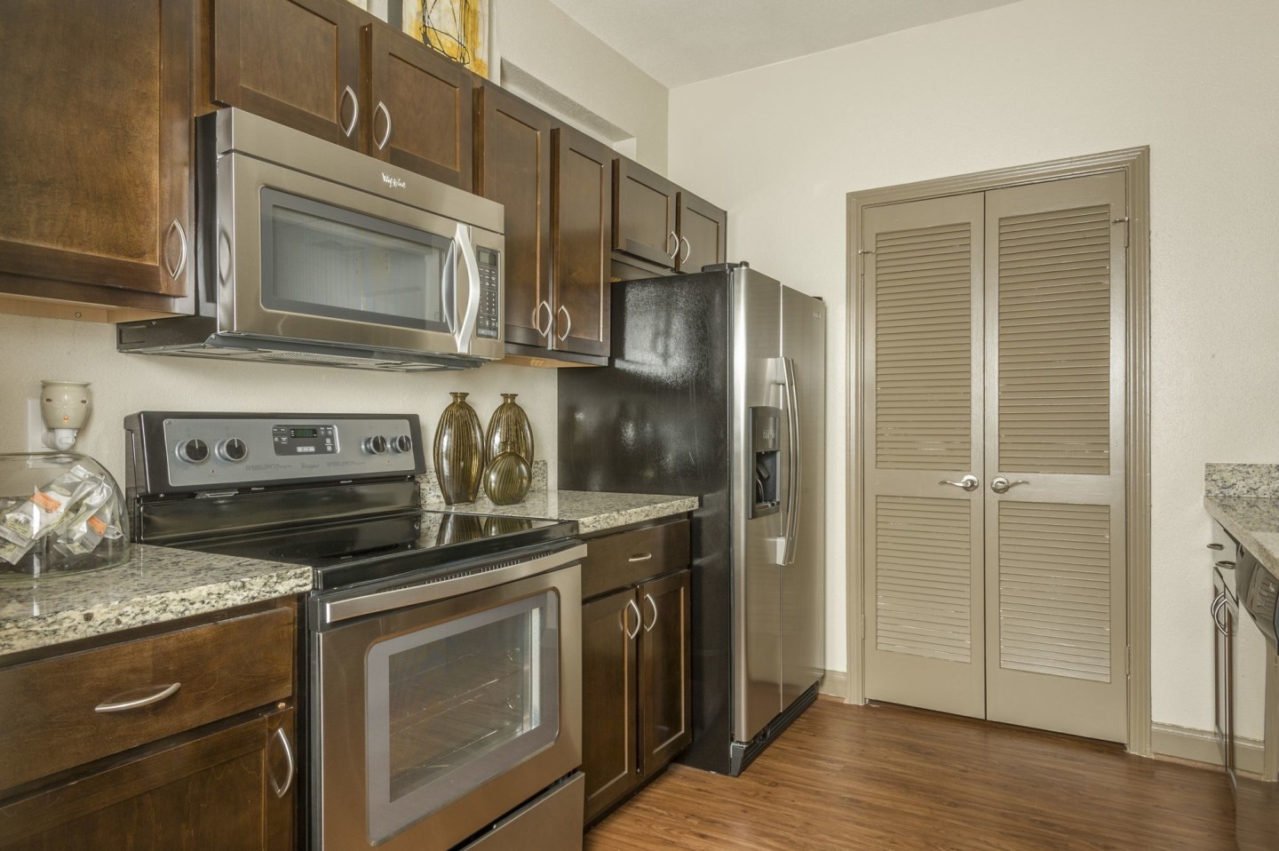 Deerwood Apartments Image 18
