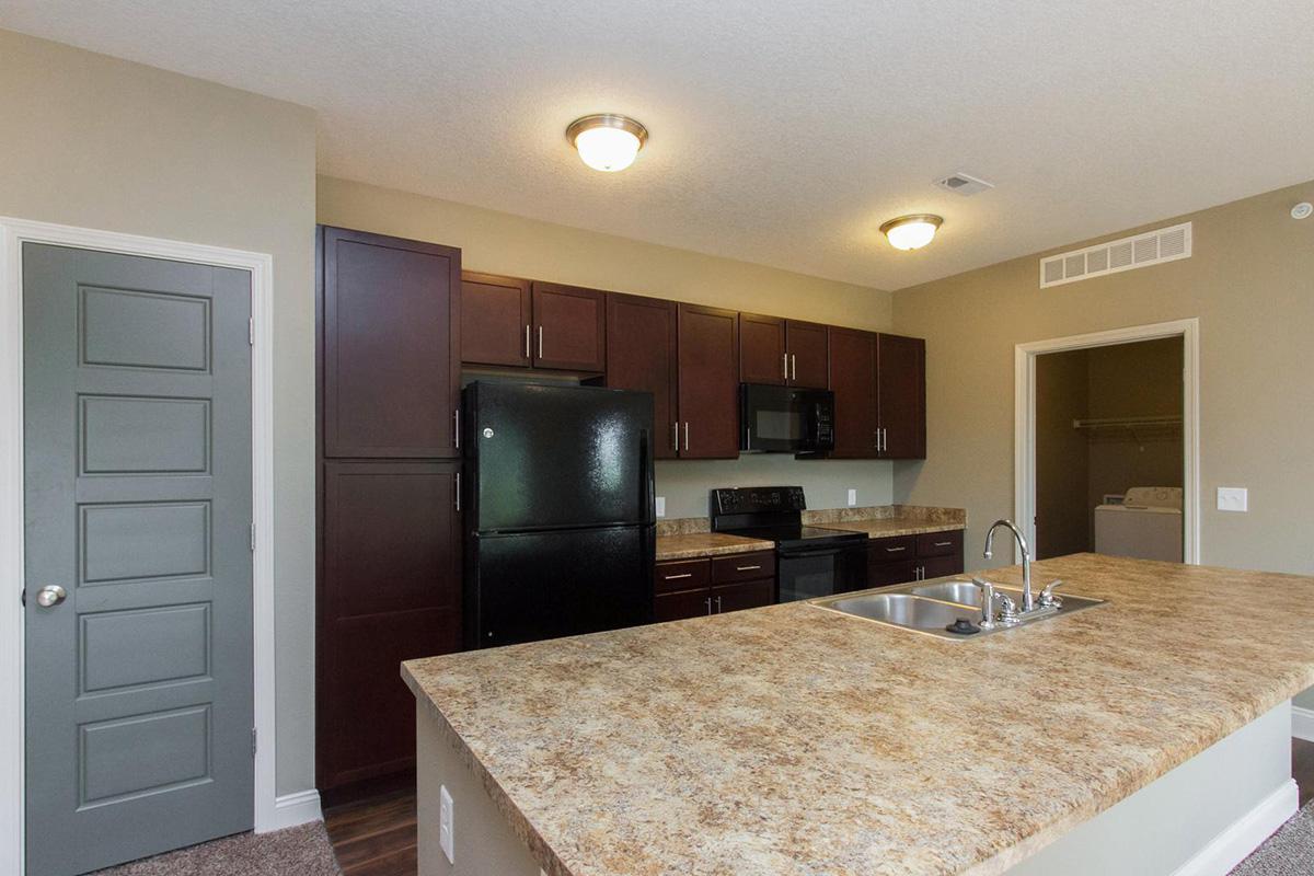 Summit at Sunnybrook Village Image 18
