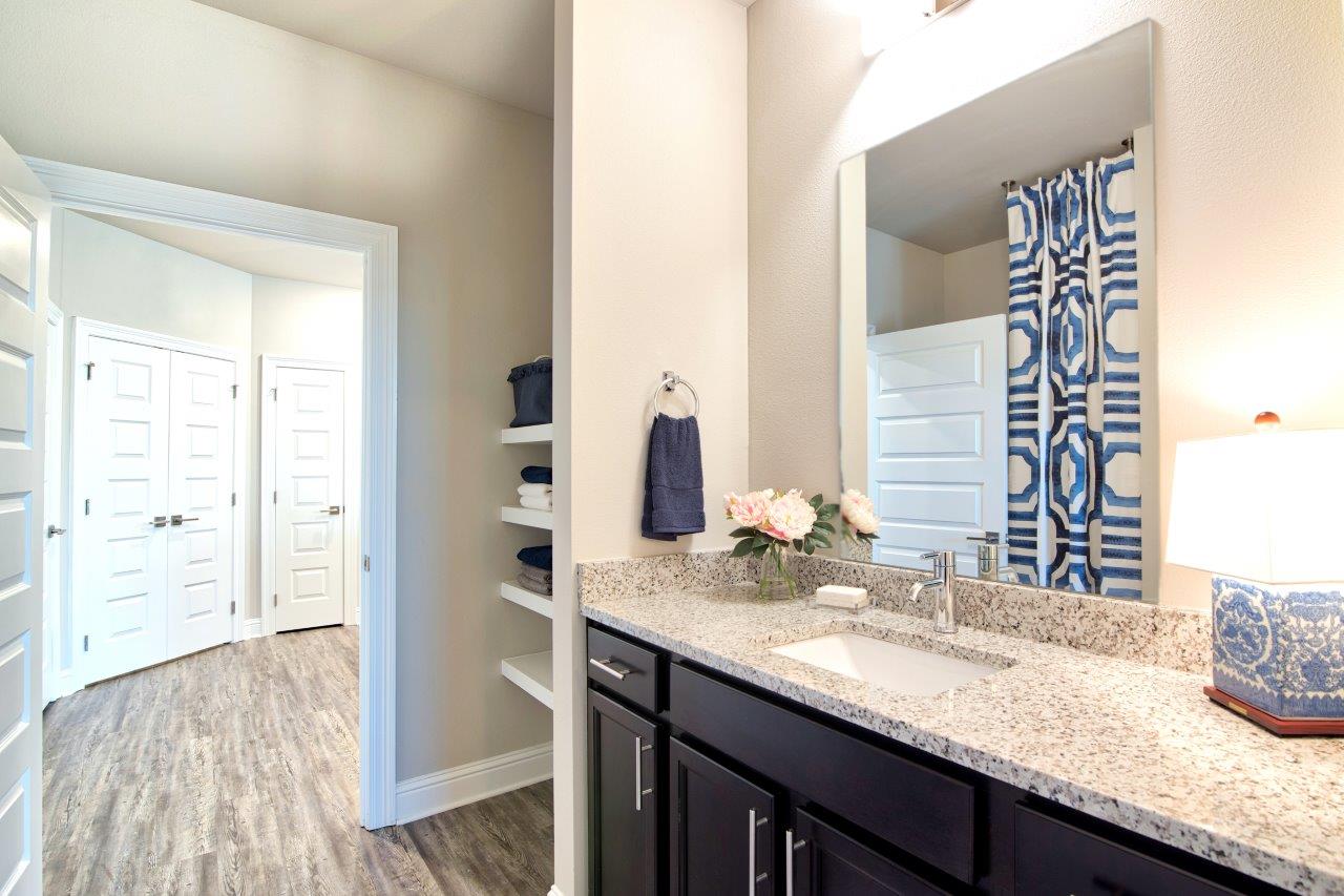 Silver Oaks Image 27