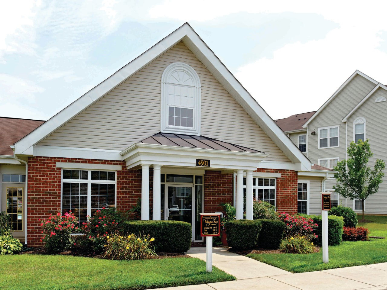 The Apartments at Wellington Trace Image 22