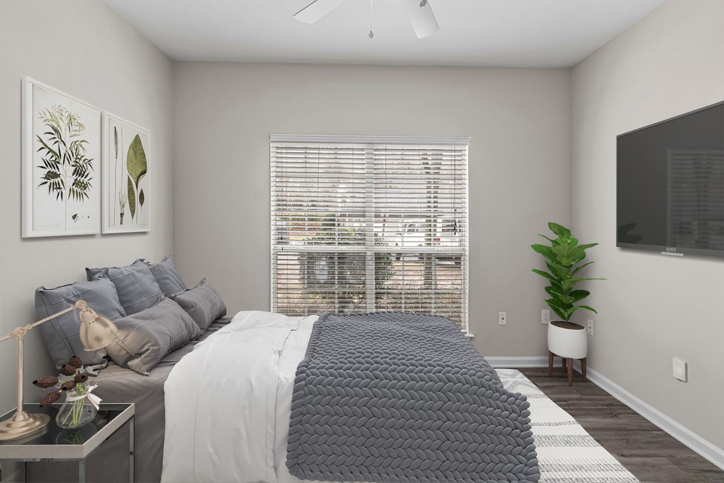 Creekside Corners Image 13