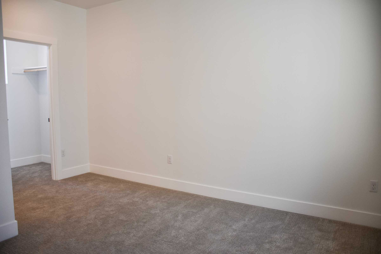 Lakeview Apartments Image 25