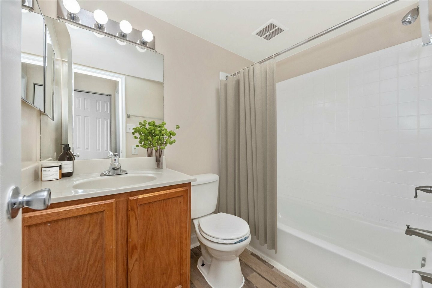 Arden Pointe Apartments Image 41