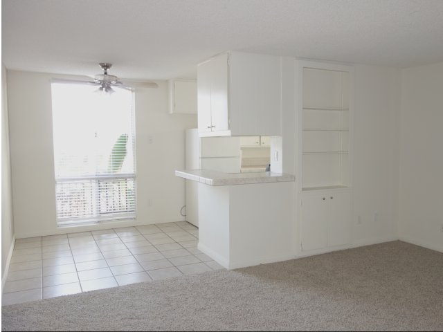 Elan Pacific Palms Image 11