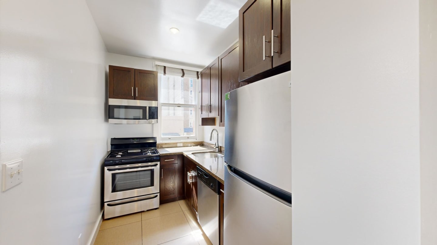 701 Taylor Image 1