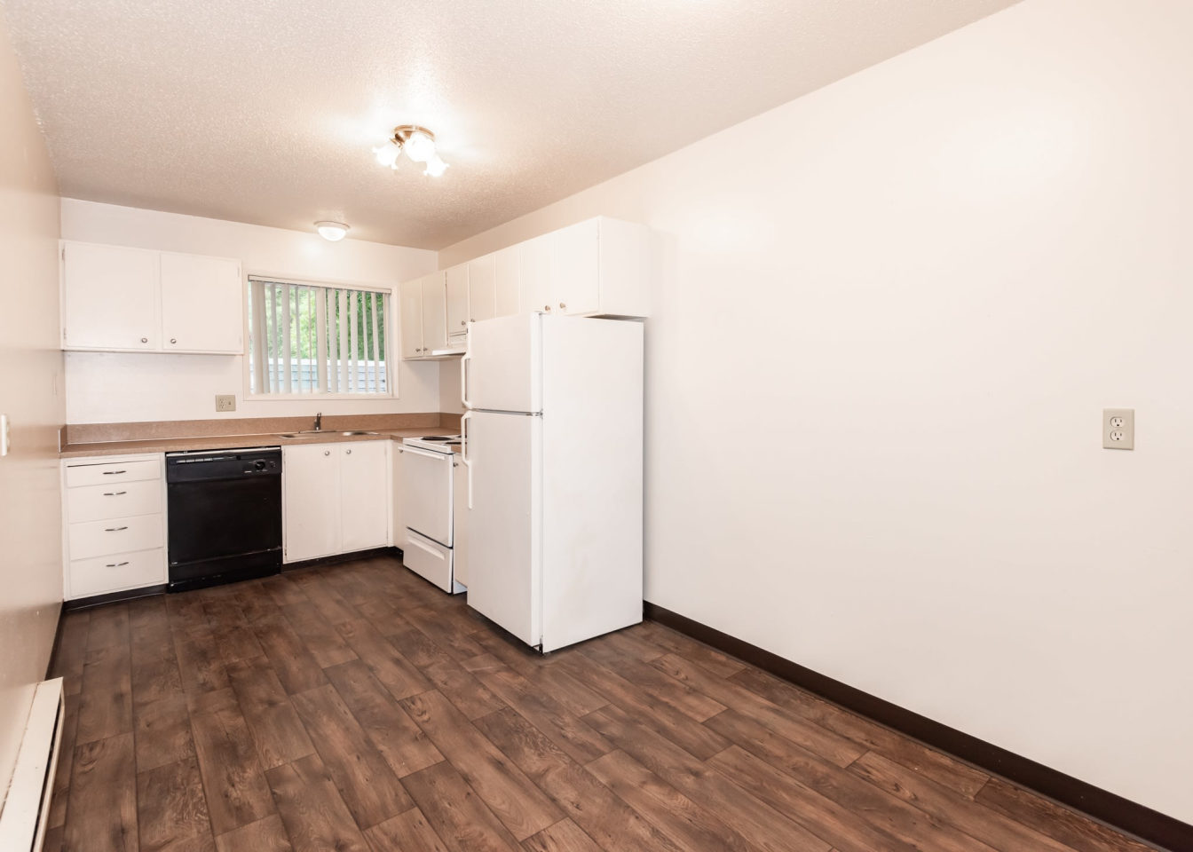 Churchill Gardens Apartments Image 18