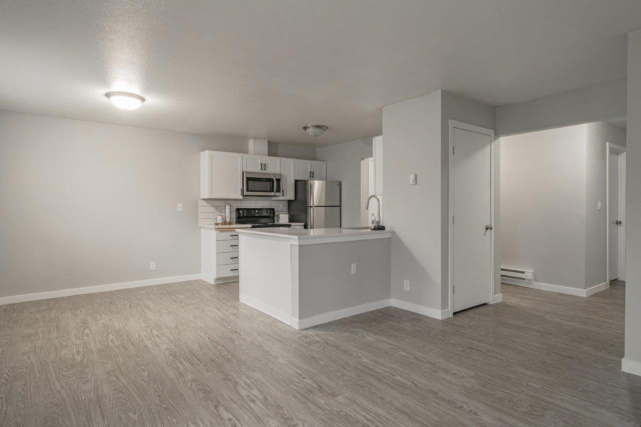 Deercreek Apartments Image 9
