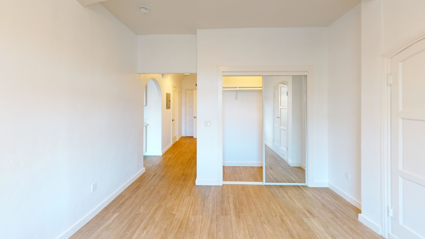 1290 20th Ave Image 4
