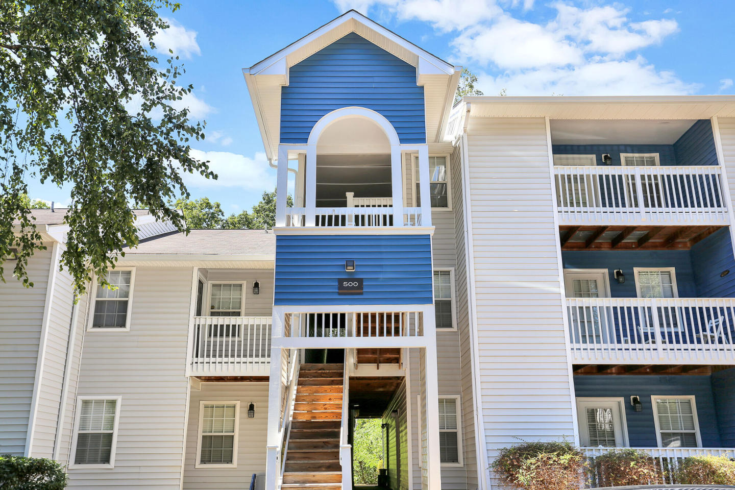 The Laurel Apartments Image 16
