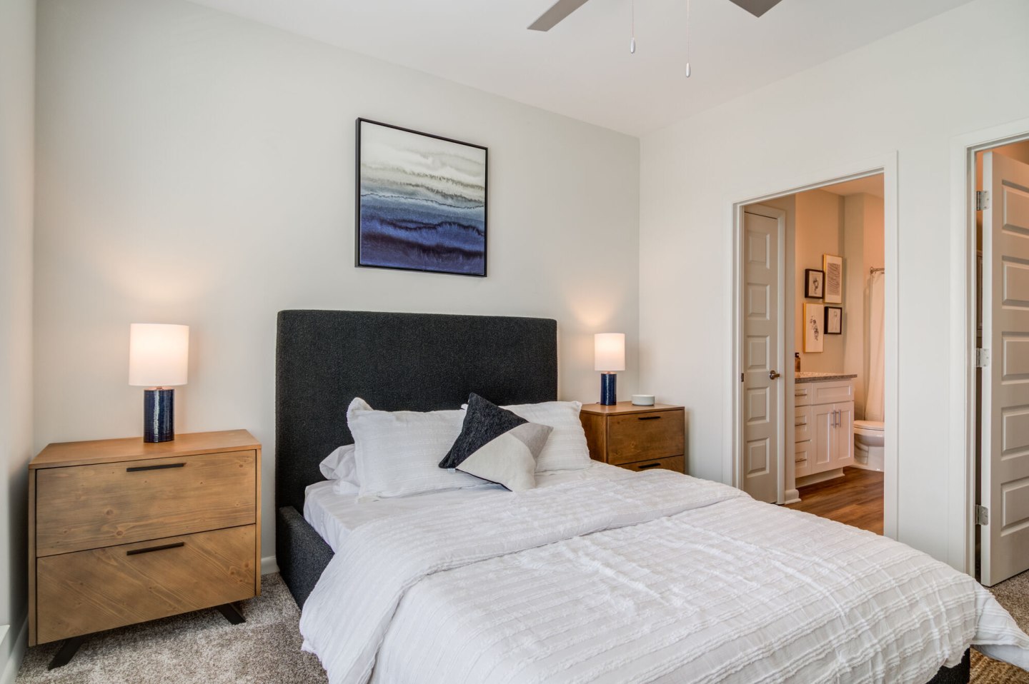 Lofts at Hamilton Luxury Apartments Image 10