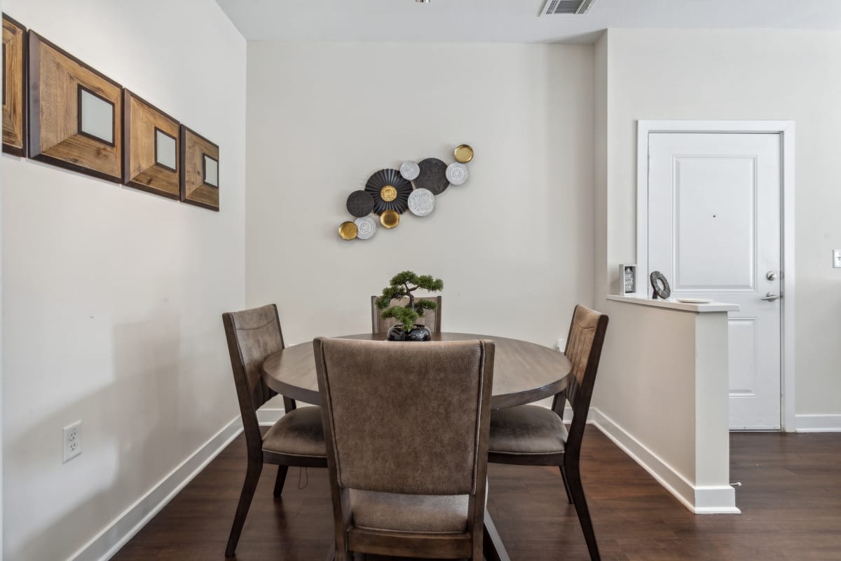 Century Hampton Roads Image 21