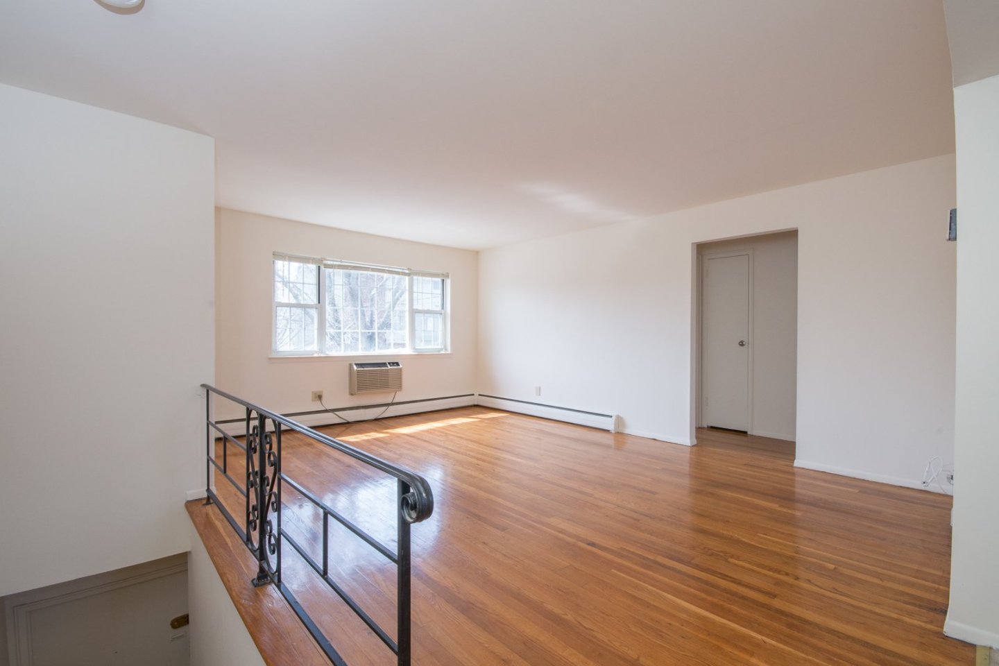 Oak Terrace Image 3