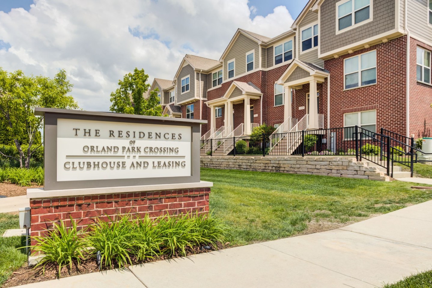Residences of Orland Park Crossing Image 10