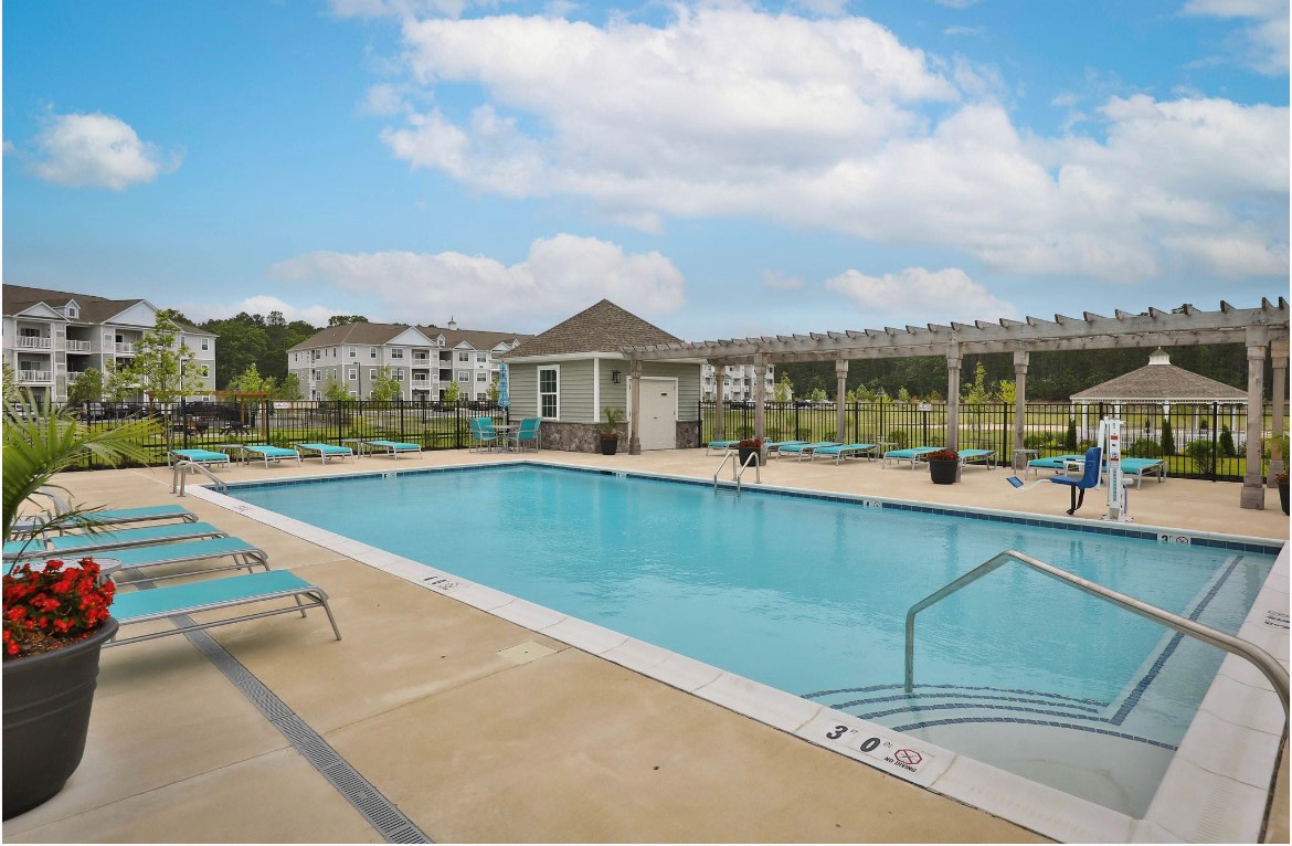 The Residences at Harbor Landing Image 10