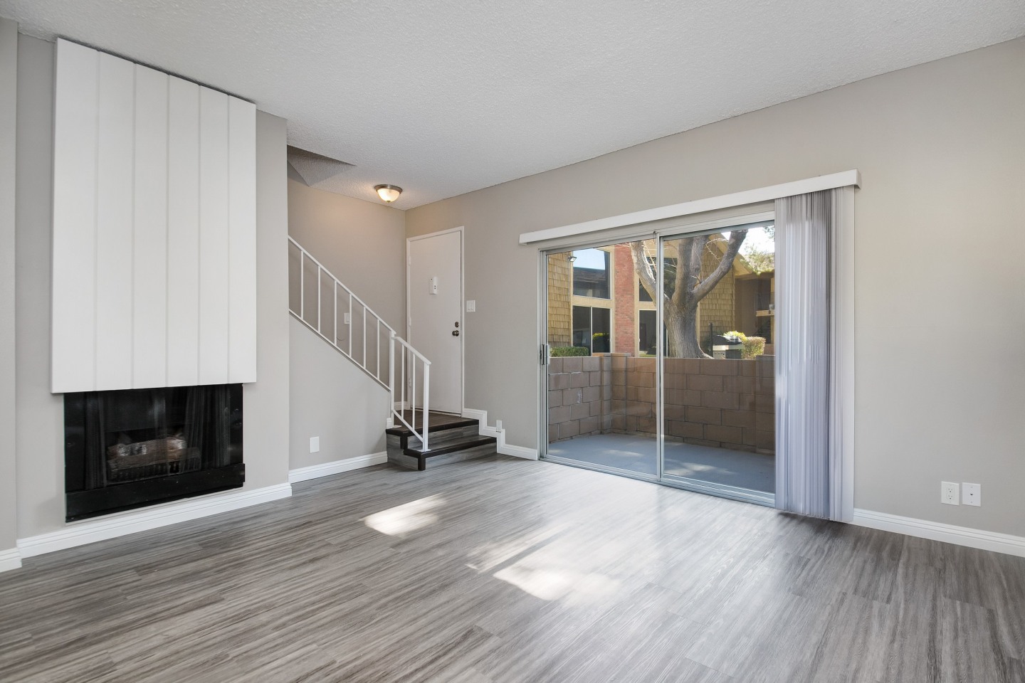 Racquet Club Apartments Image 21