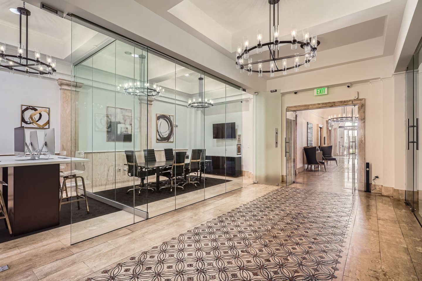 Veranda Club Image 15