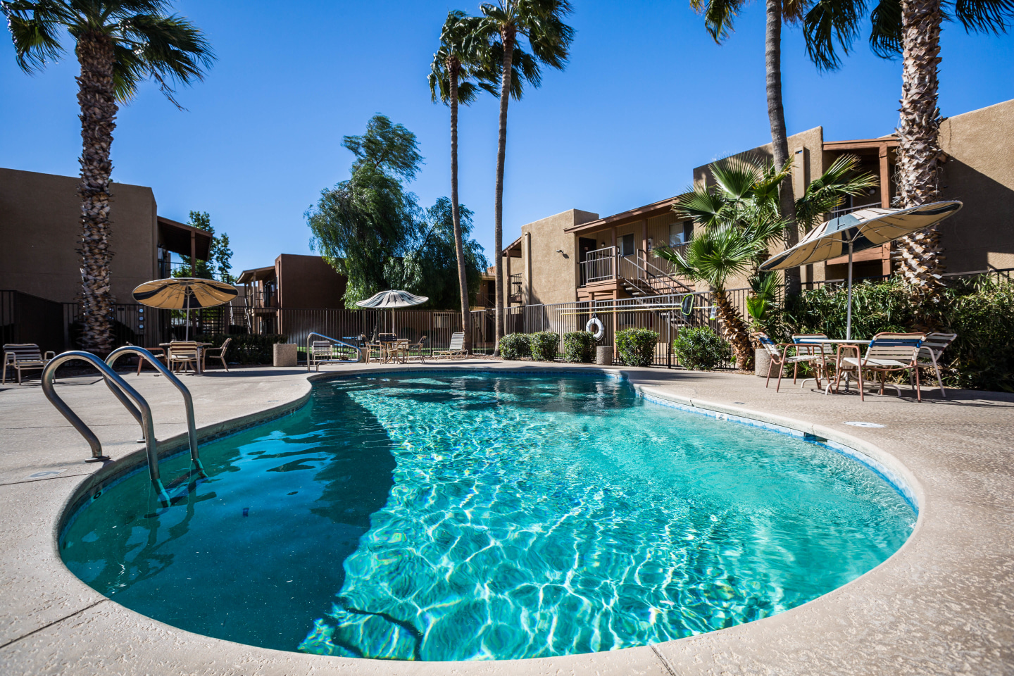 Las Brisas Apartment Homes Image 17