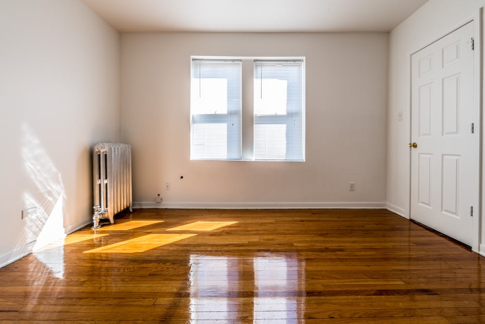7609 S Coles Image 10