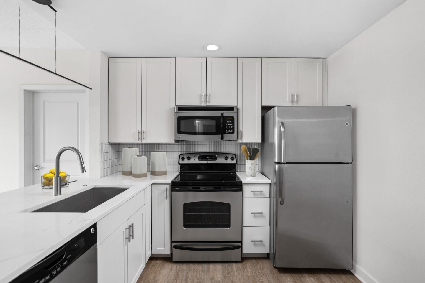The Residences at Keystone Crossing Image 3