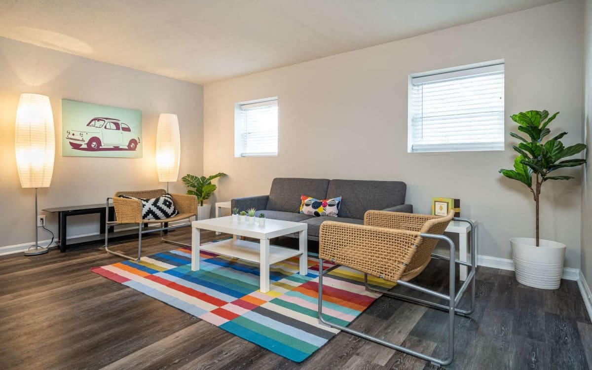 Viceroy Apartments Image 4
