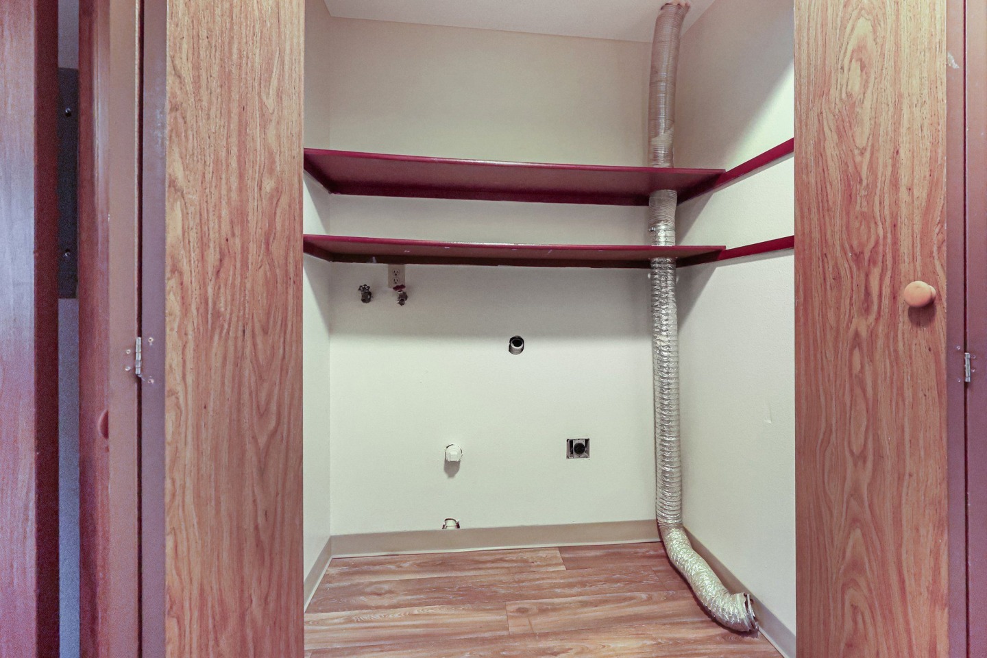 Applegate Image 9