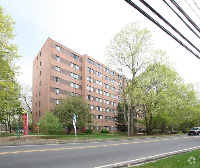 Senior Housing - Newfield/Stoneycrest Towers Image 2