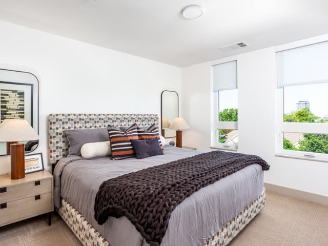 2501 Beacon Hill Image 37