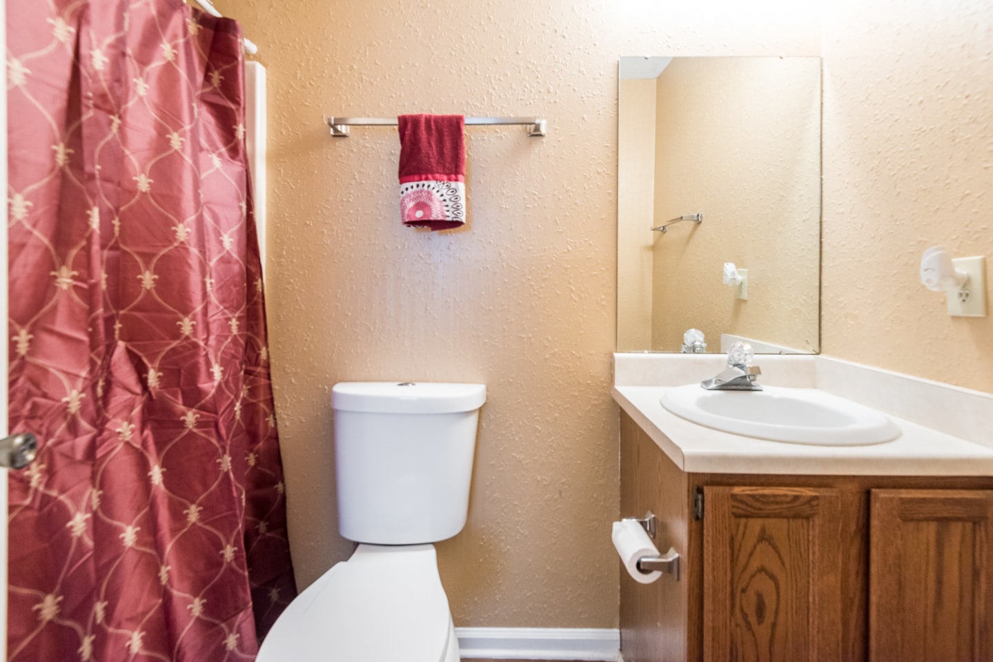 Crystal Village Apartments Image 16