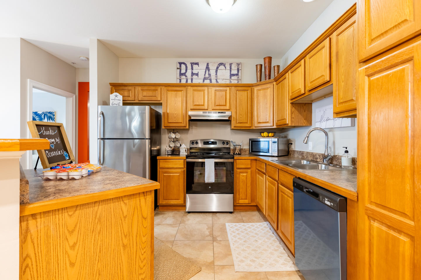 Oceanaire Apartments Image 2