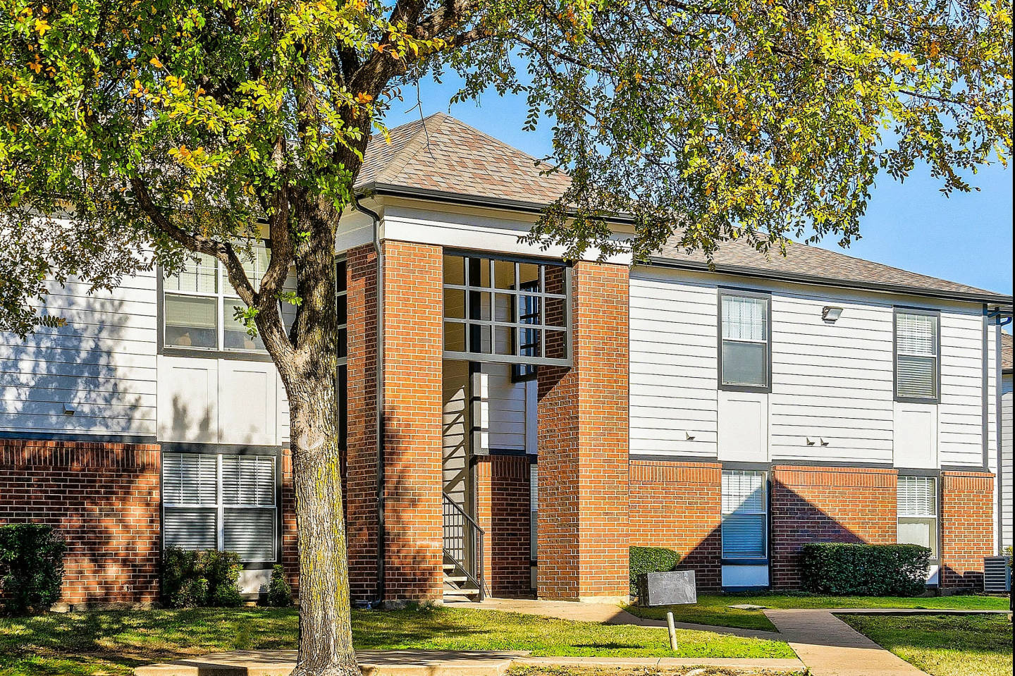 McKinney Park Apartments Image 2