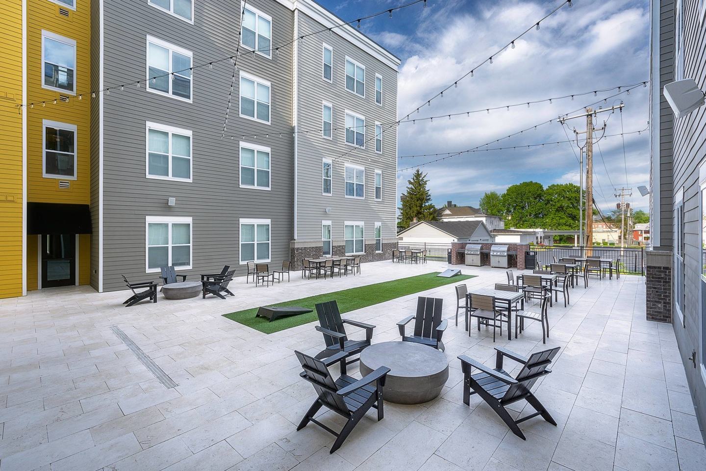 Student Housing - Vue on Walnut Image 3