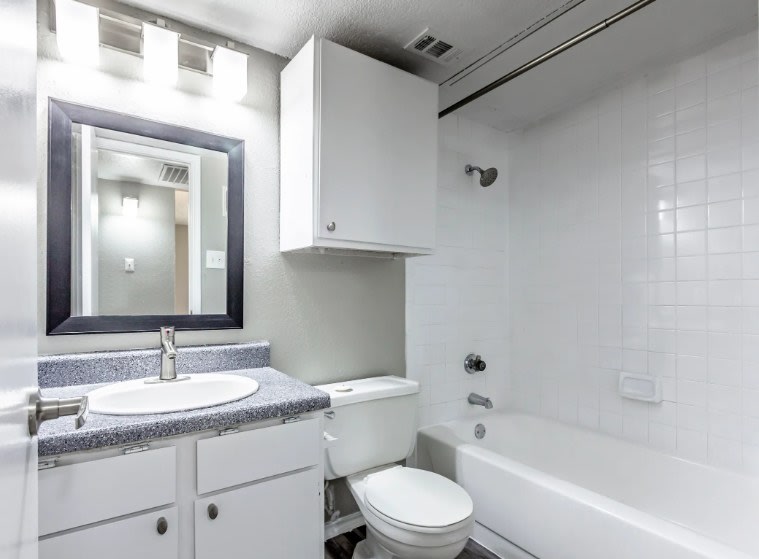 Creekwood Apartments Image 7