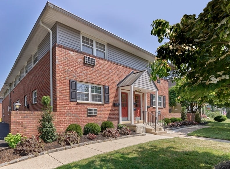 Gladmar Court Image 11