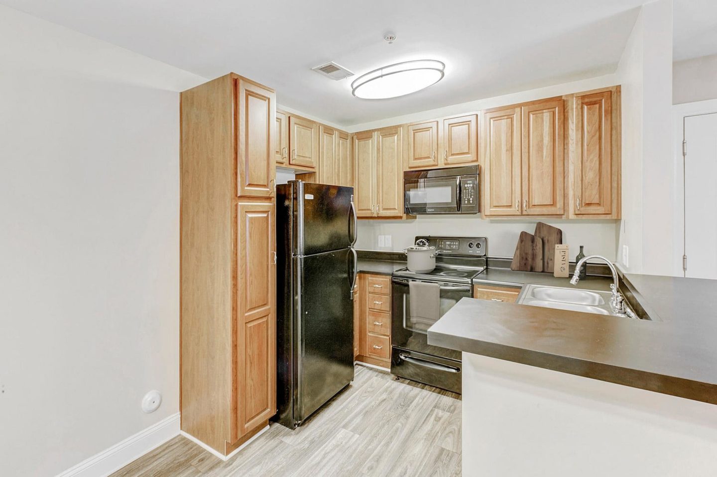 Affordable Housing - Brandemere Apartment Homes Image 1